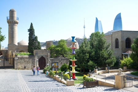 AZERBAIDŽĀNAS KRĀSAS: BAKU, GOBUSTĀNA UN GABALA!