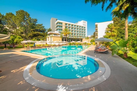 KIPRA – saulaina atpūta pie Vidusjūras! ✈️ Tiešais reiss no Rīgas 