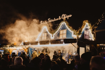 ZIEMASSVĒTKU AMSTERDAMA UN GAISMAS FESTIVĀLS!