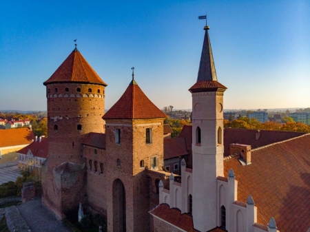 REŠELAS PILS, TERMAS UN DZINTARA ISTABA!